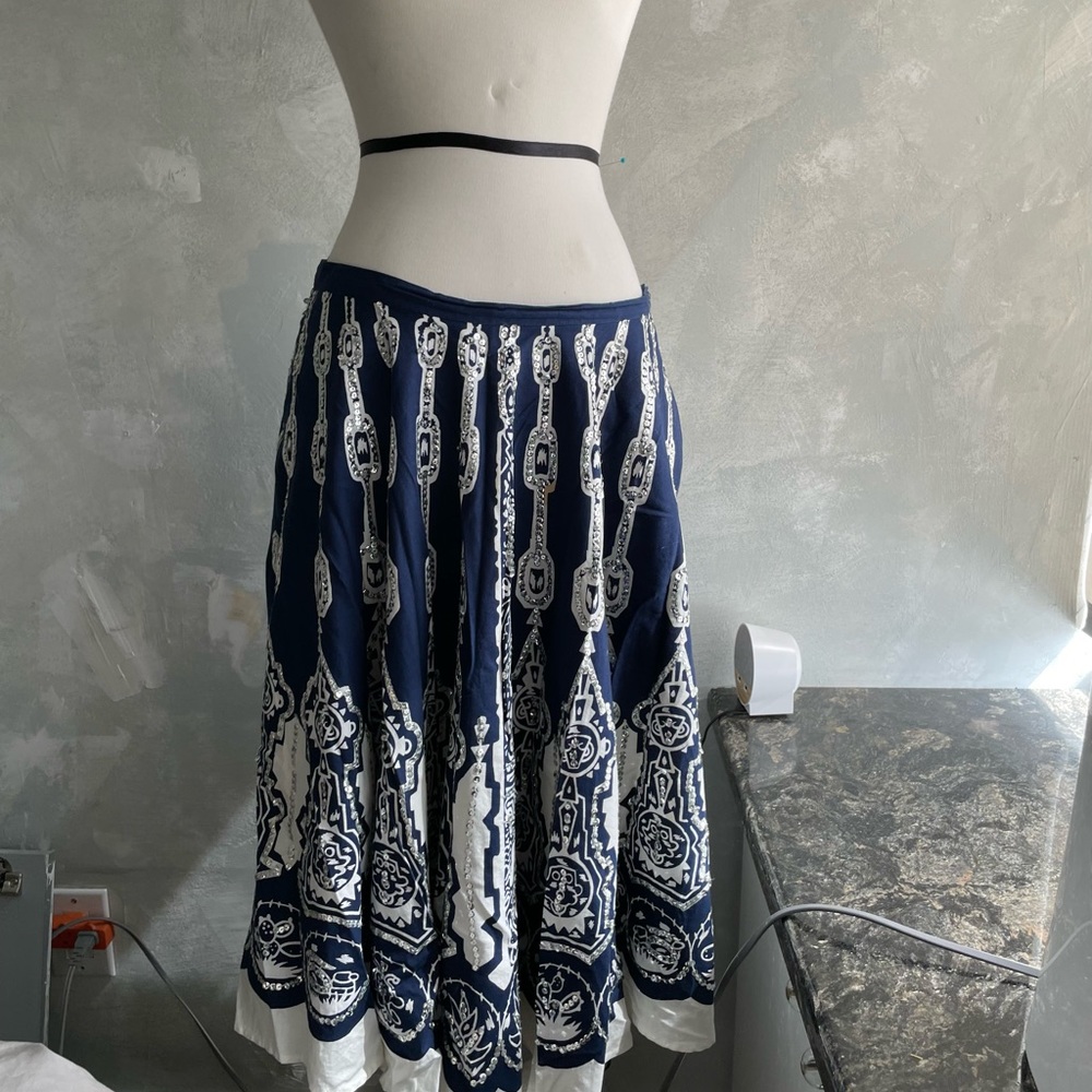 Full Skirt embellished with sequins… all the rage circa 90s. measurements in pic